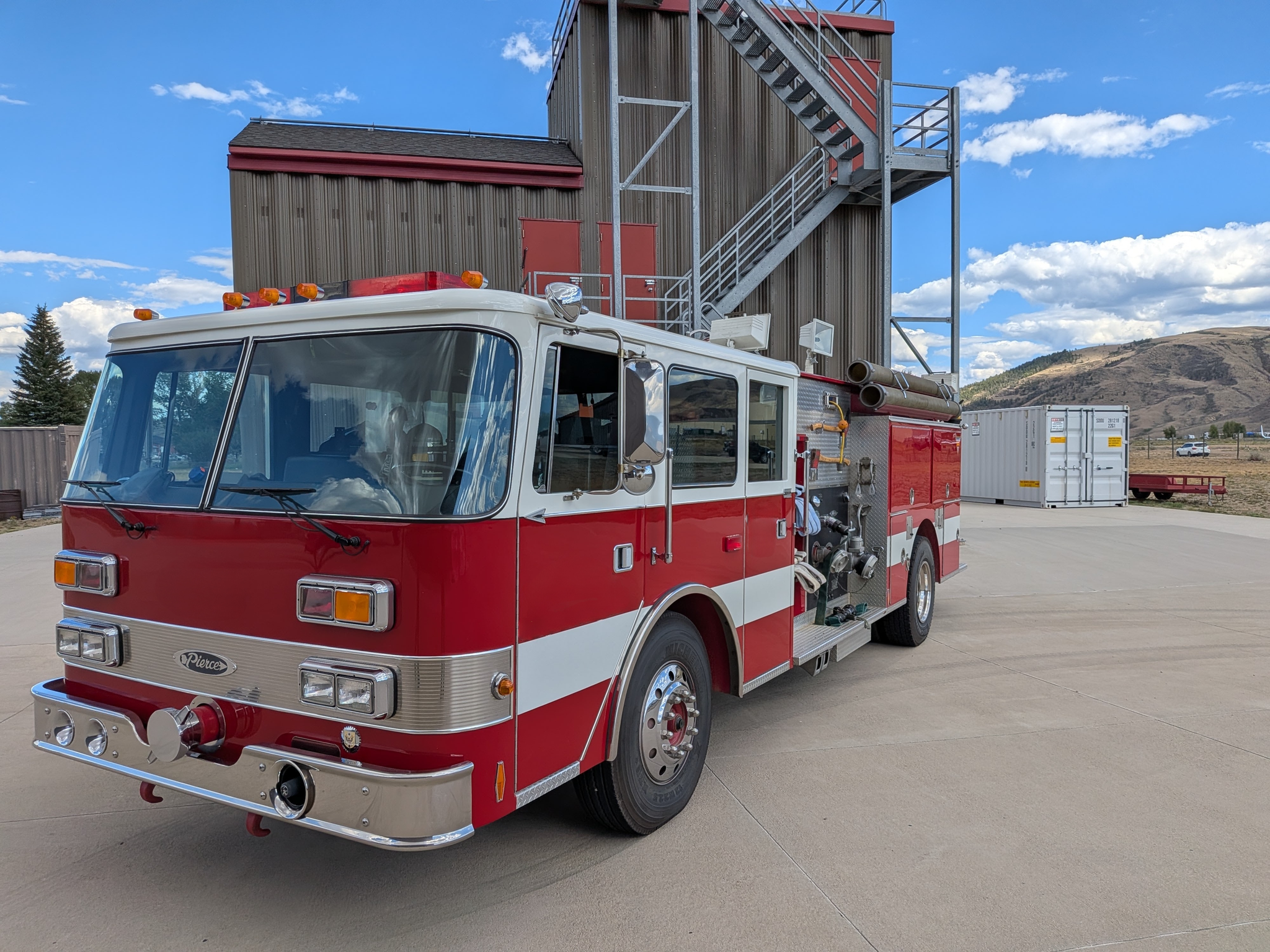 1990 Pierce Pumper - image 1