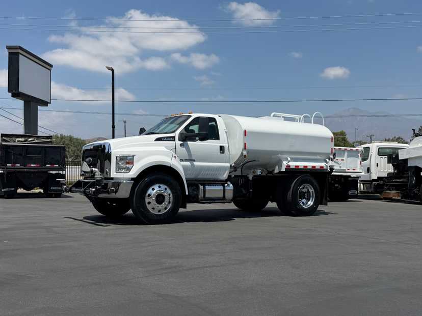 2019 Ford F750 Tanker
