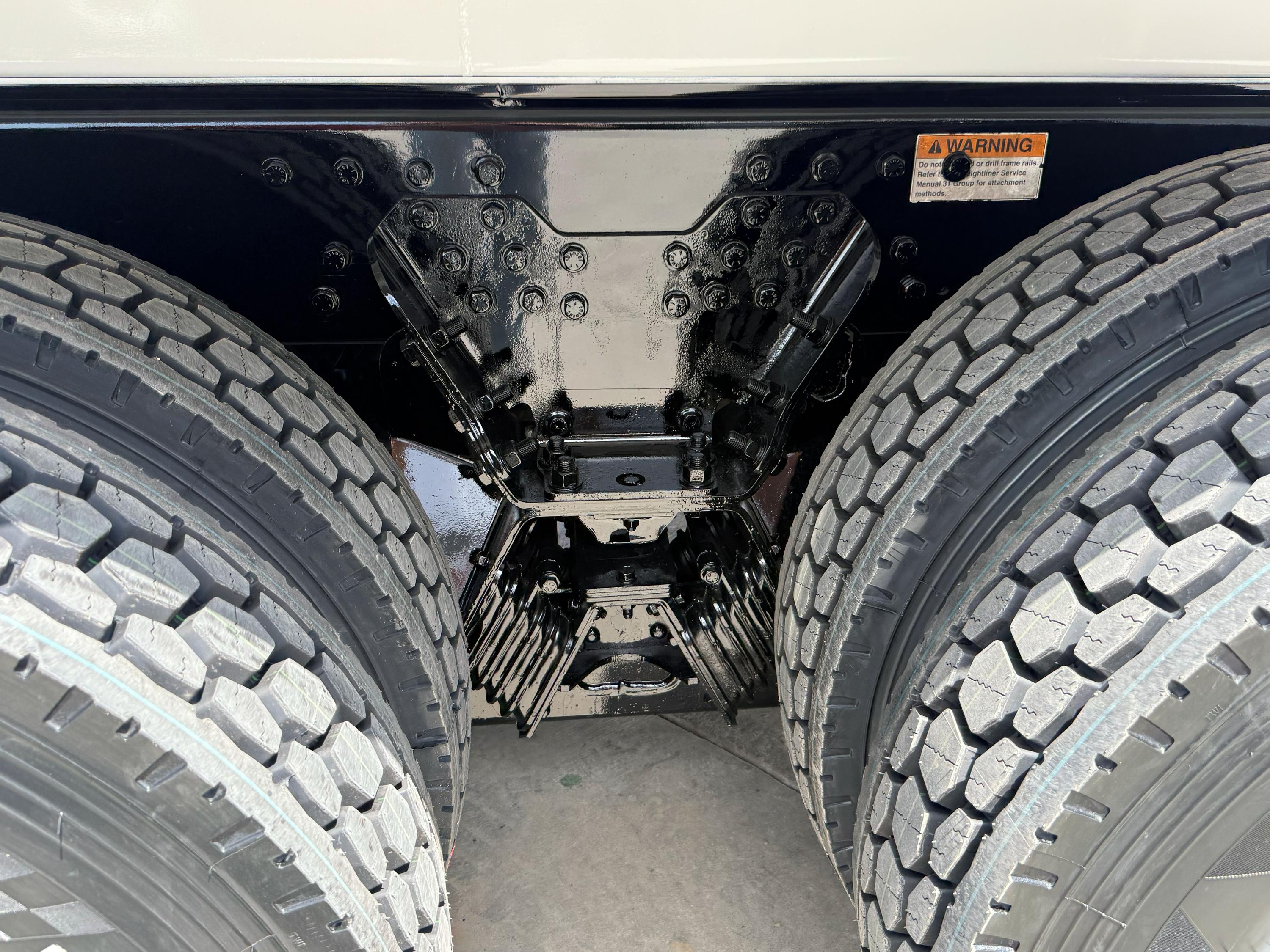 2015 Freightliner M2 Tanker - image 7