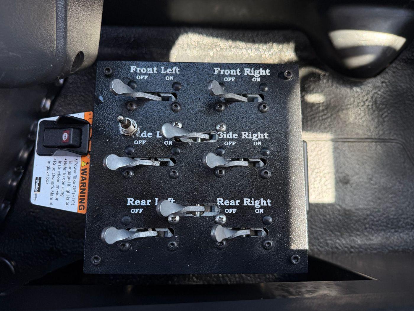 2018 International 4300 Tanker - image 10