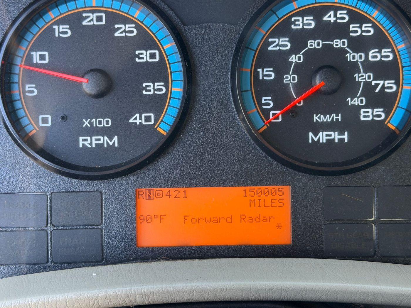 2018 International 4300 Tanker - image 11