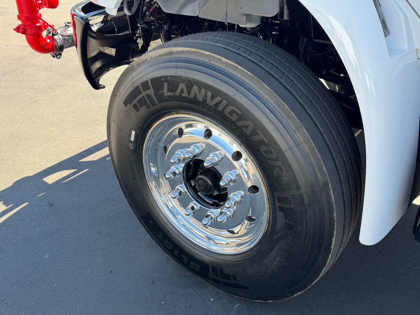 2018 International 4300 Tanker - image 16