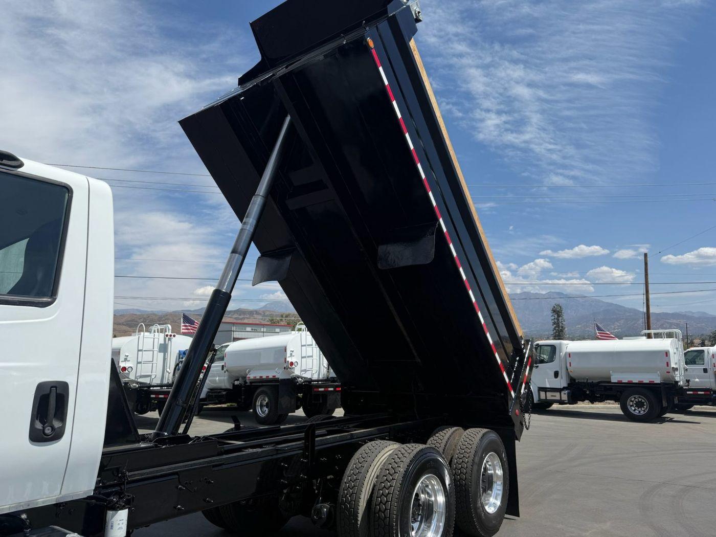 2018 International 7400 Dump Truck - image 21