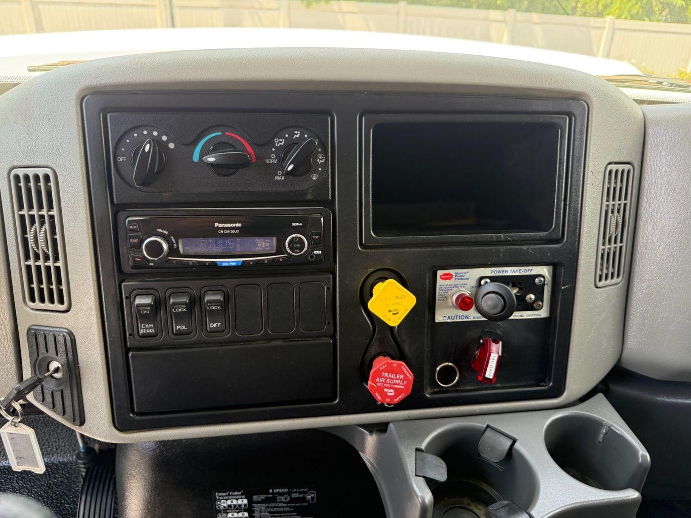 2018 International 7400 Dump Truck - image 12