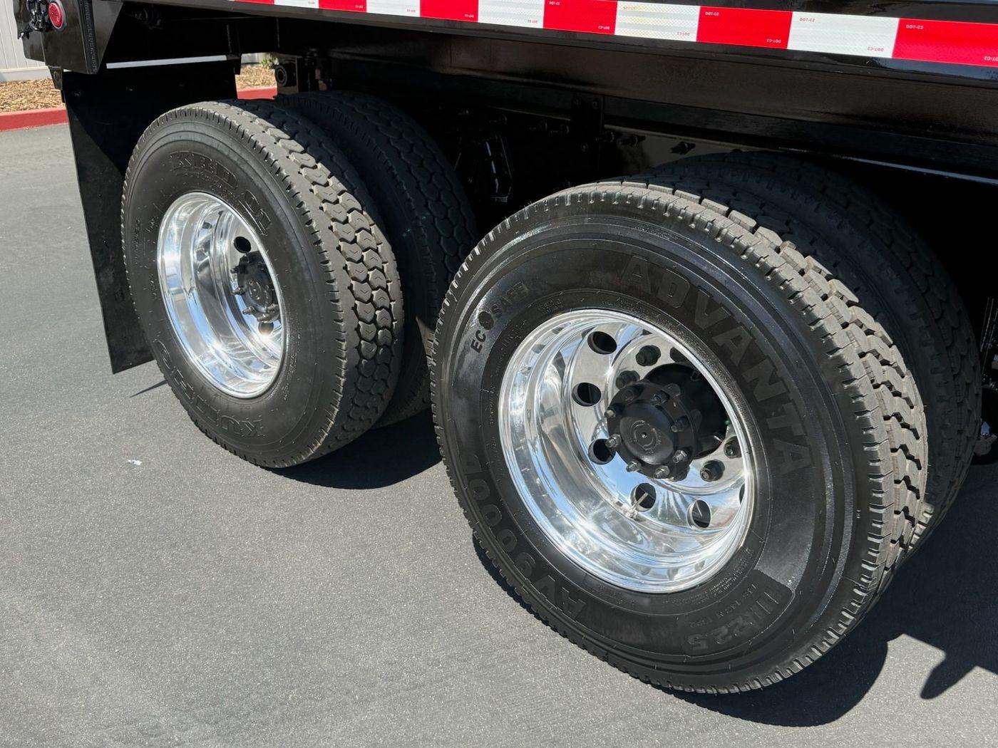2018 International 7400 Dump Truck - image 18