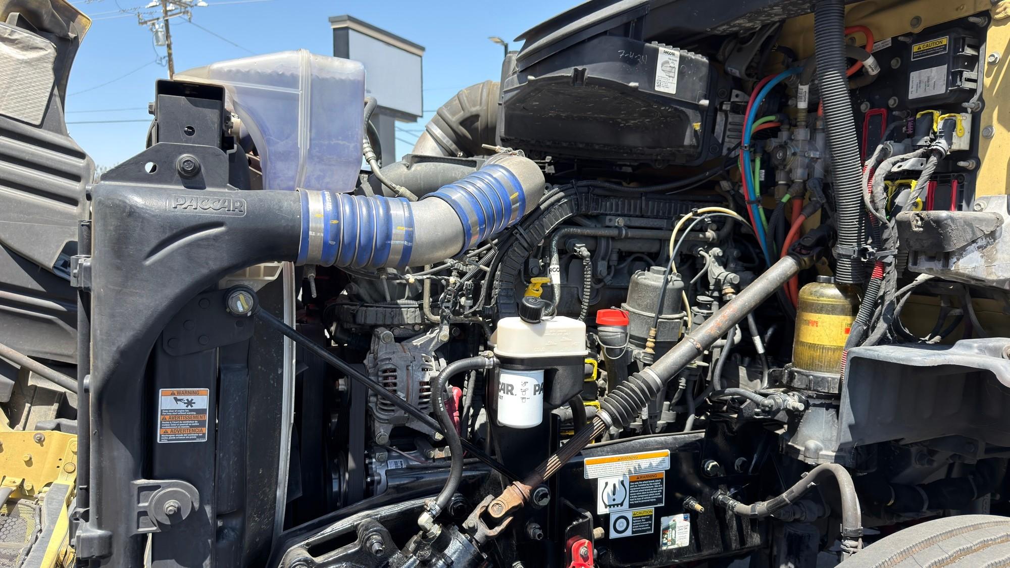 2020 Peterbilt 579 Dump Truck - image 15