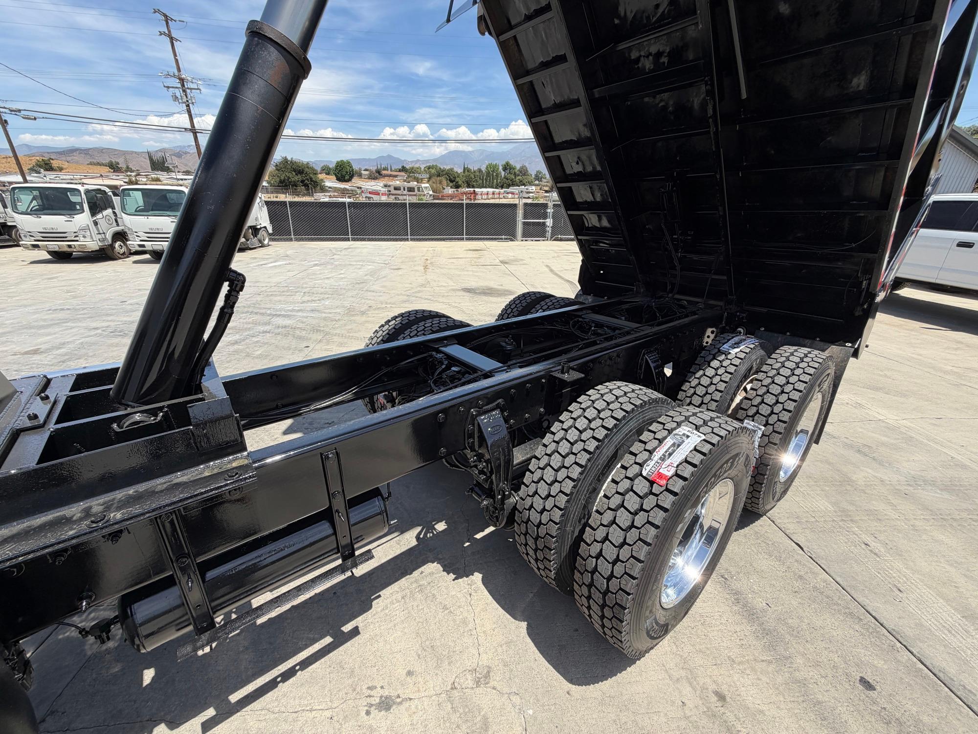 2012 Peterbilt 348 Dump Truck - image 7