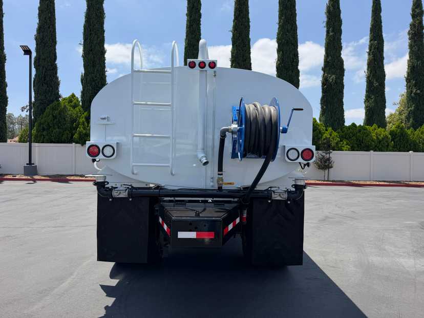 2019 Ford F750 Tanker — photo 7