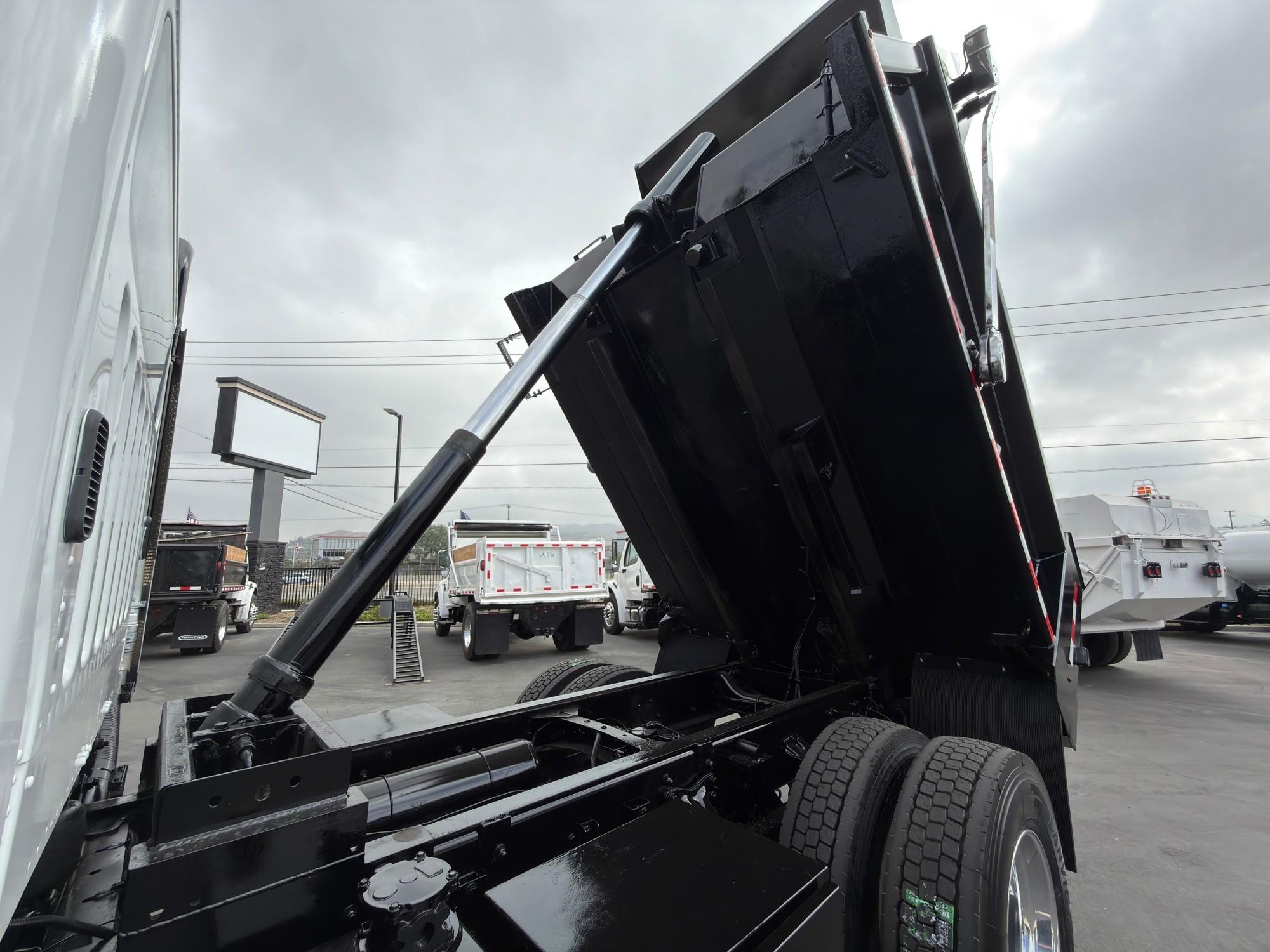 2015 Freightliner M2 Dump Truck - image 12