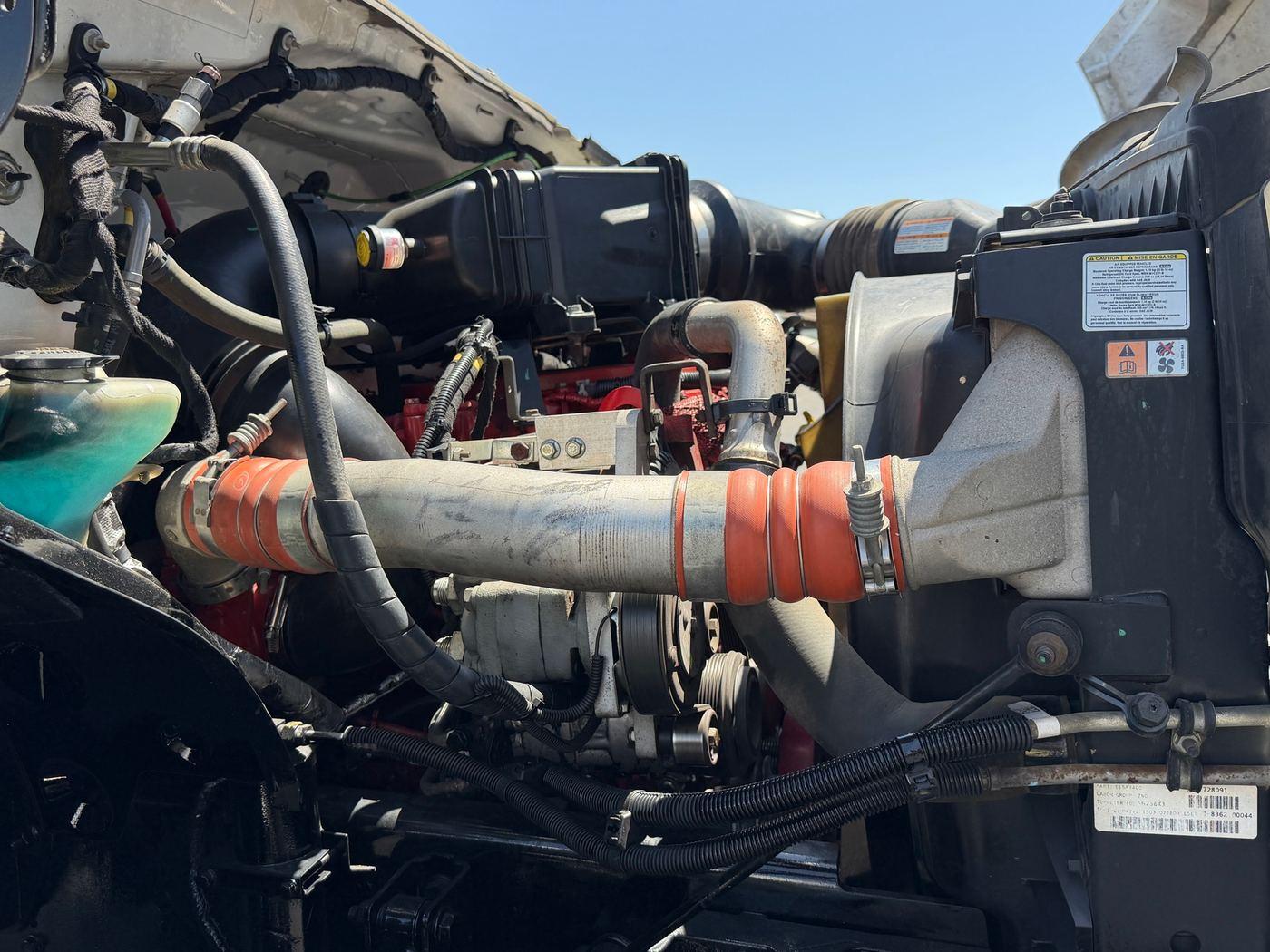 2015 Ford F650 Tanker - image 11