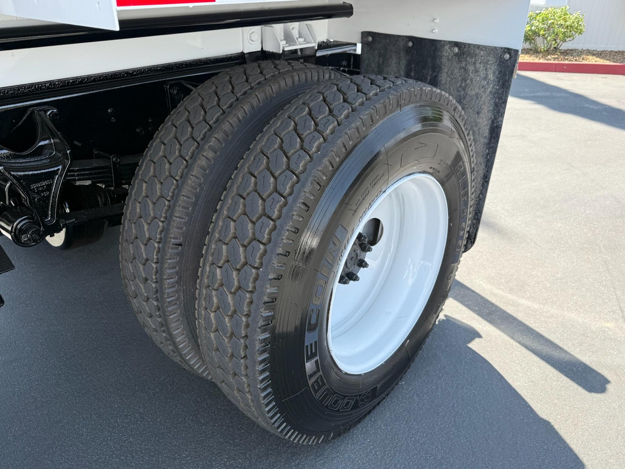 2015 Ford F750 Tanker - image 11