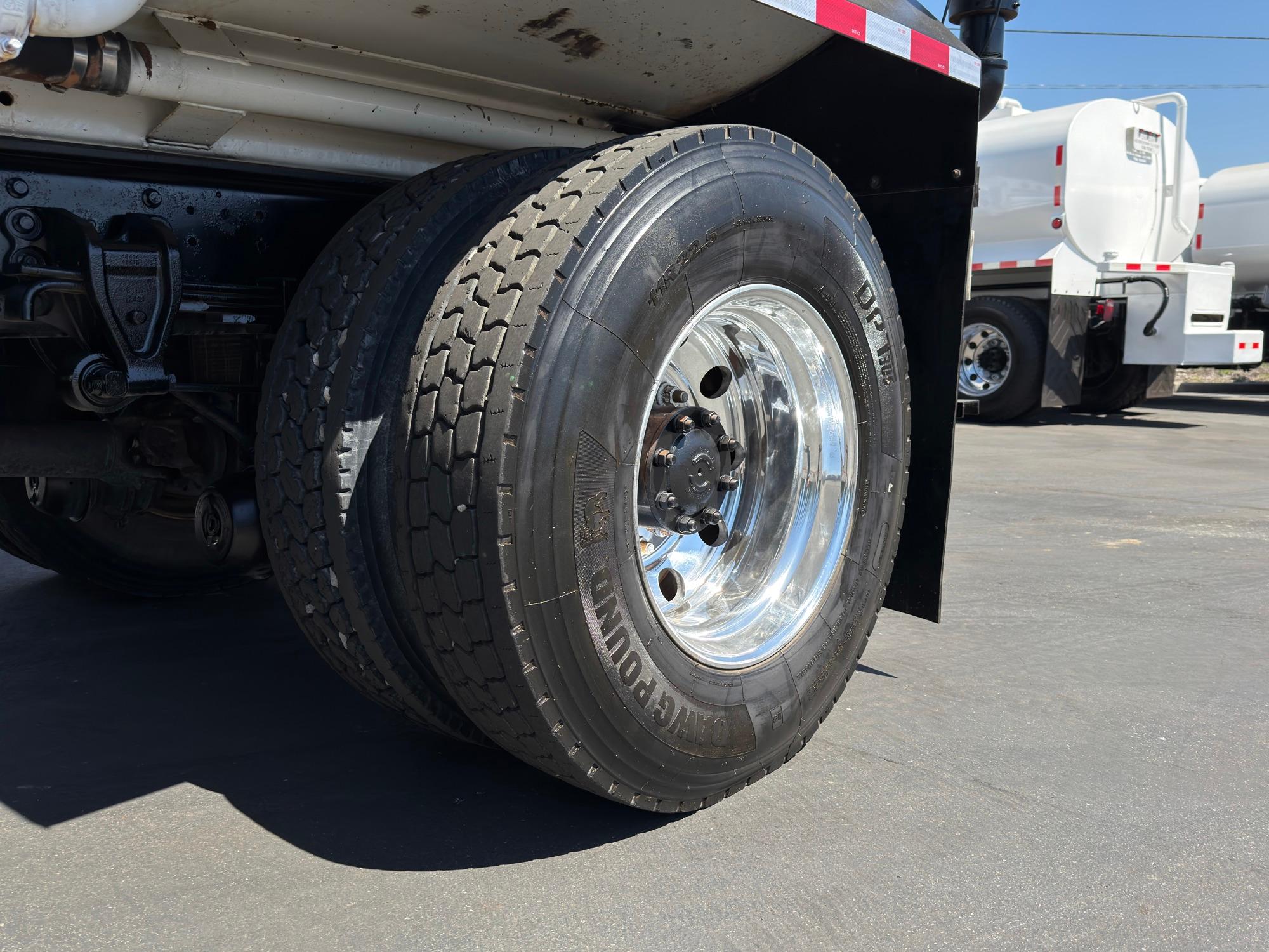 2019 Tanker - image 14