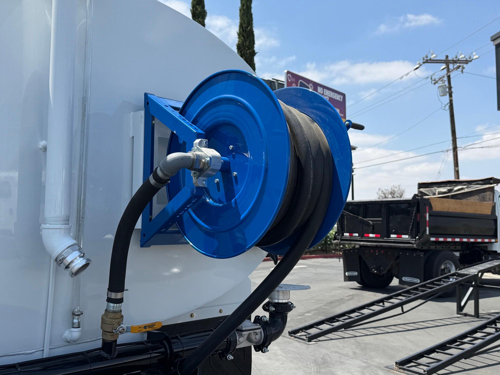 2019 Ford F750 Tanker - image 17