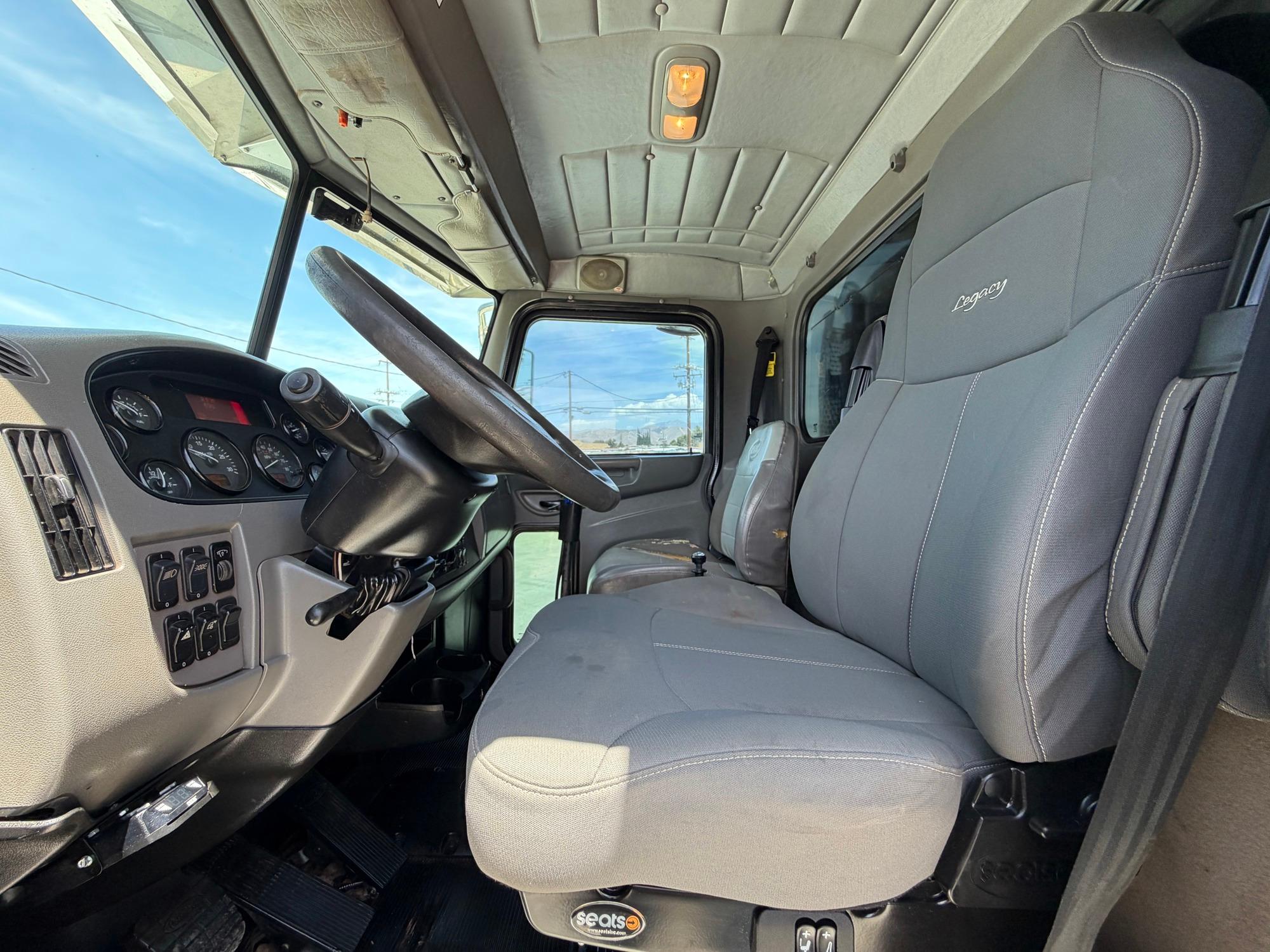 2012 Peterbilt 348 Dump Truck - image 12