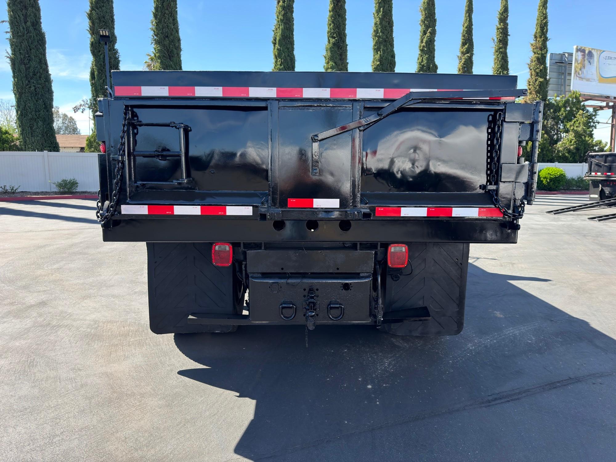 2012 Ford F750 Dump Truck - image 5
