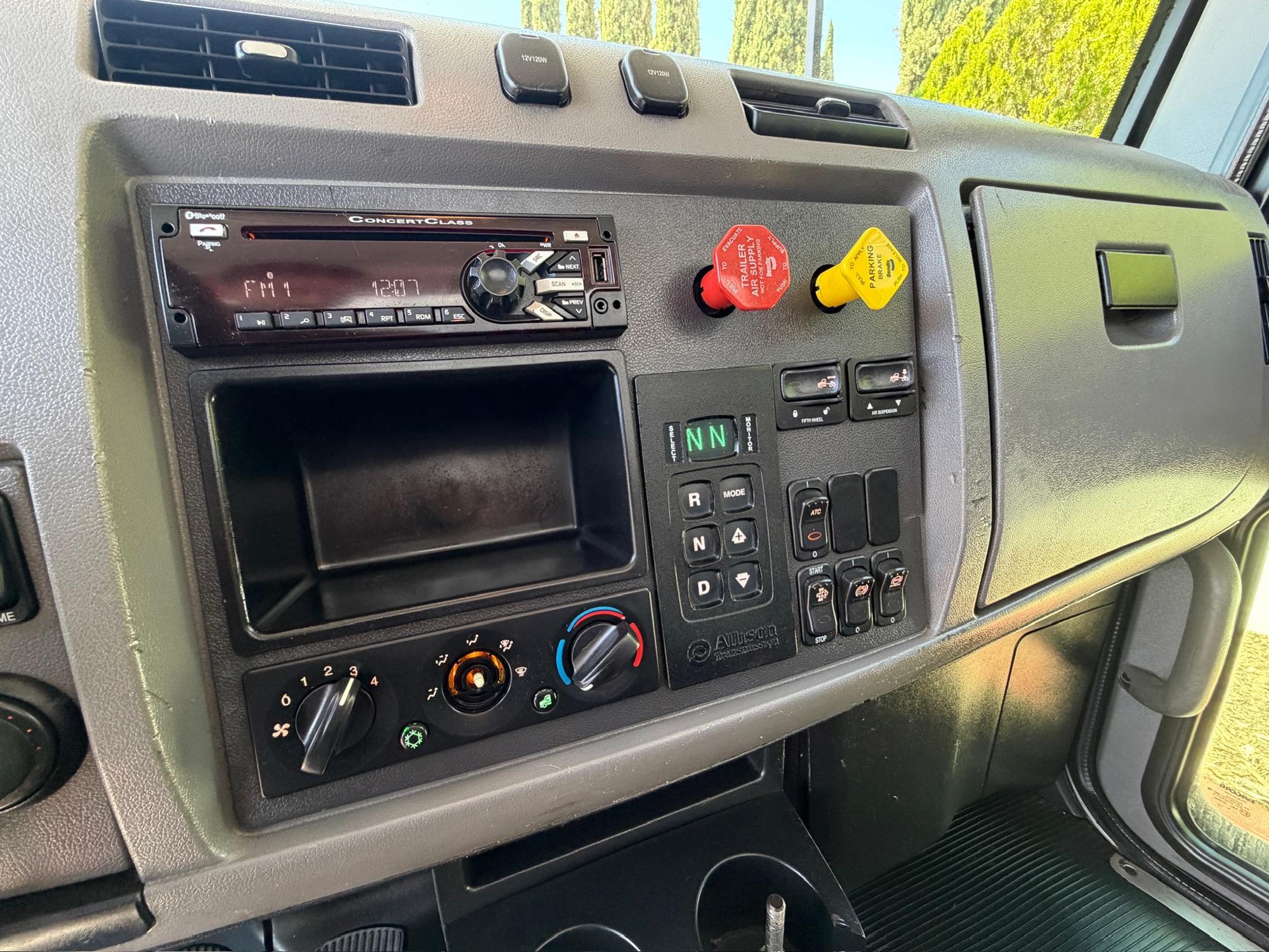 2019 Peterbilt 337 Dump Truck - image 11