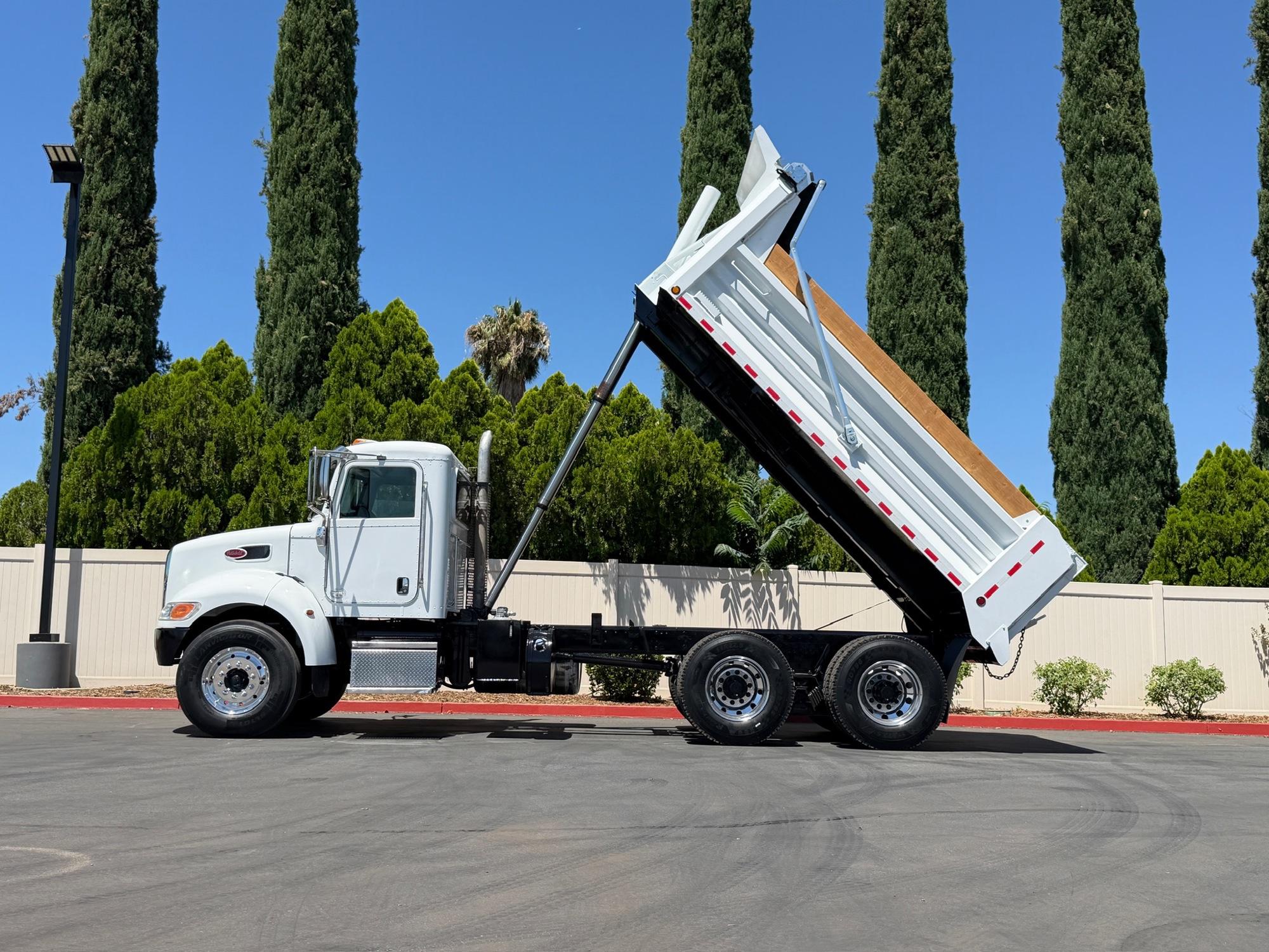 2019 Peterbilt 337 Dump Truck - image 4