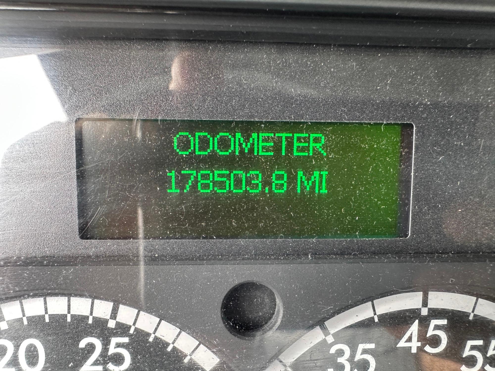 2016 Freightliner M2 Tanker - image 14