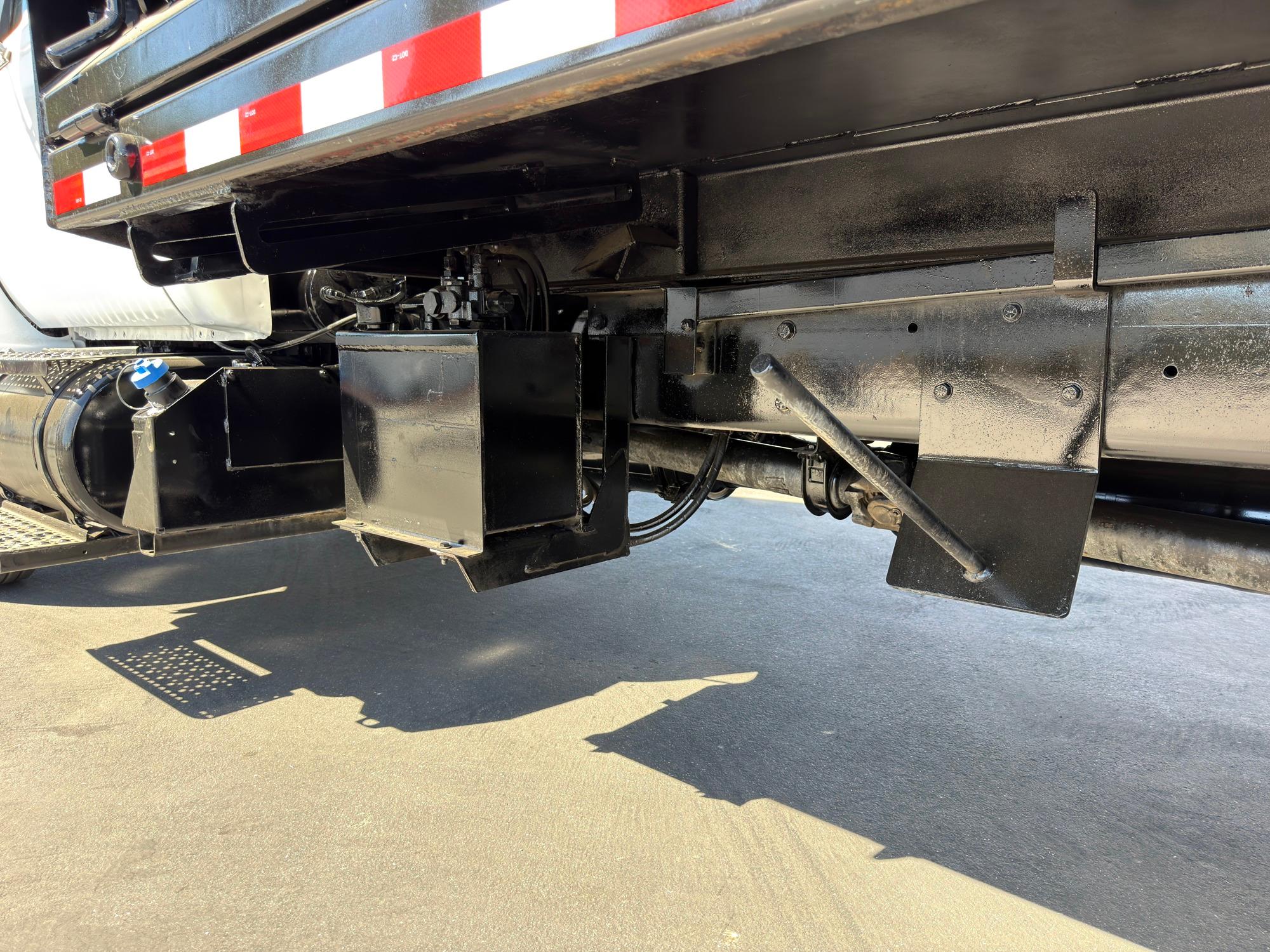 2012 Ford F750 Dump Truck - image 13