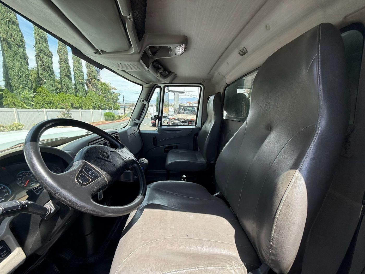 2018 International 7400 Dump Truck - image 10