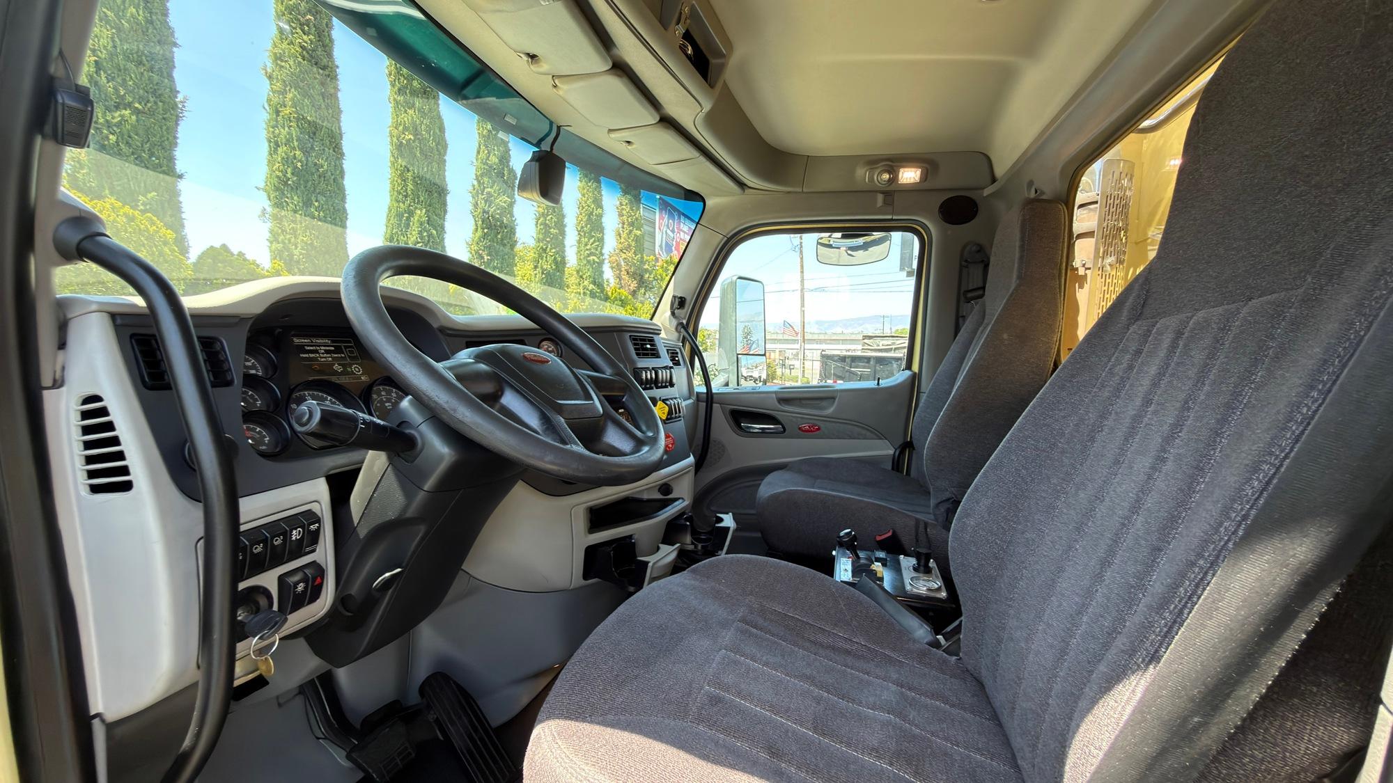 2020 Peterbilt 579 Dump Truck - image 16