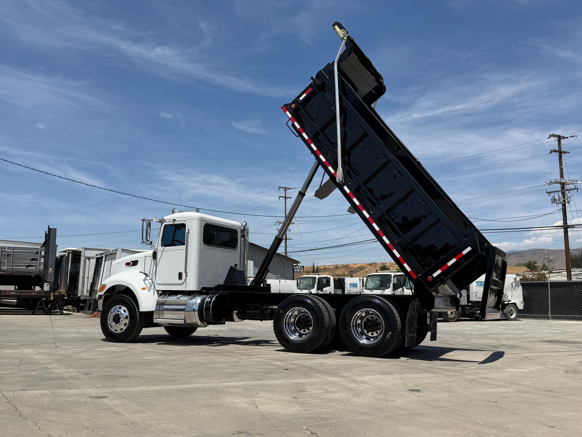 2012 Peterbilt 348 Dump Truck - image 5