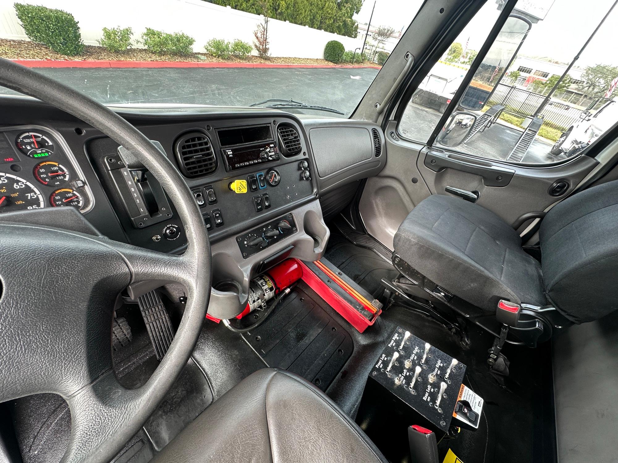 2016 Freightliner M2 Tanker - image 13