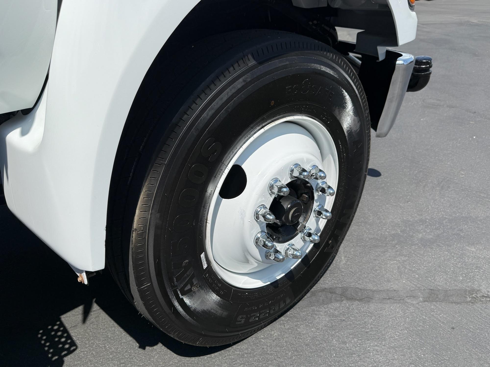 2015 Ford F750 Tanker - image 10