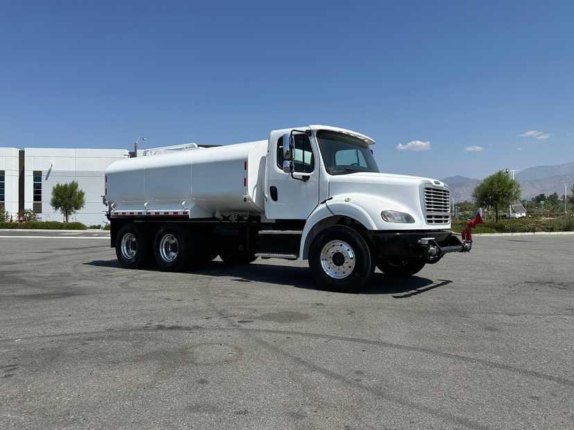 2017 Freightliner M2 Tanker