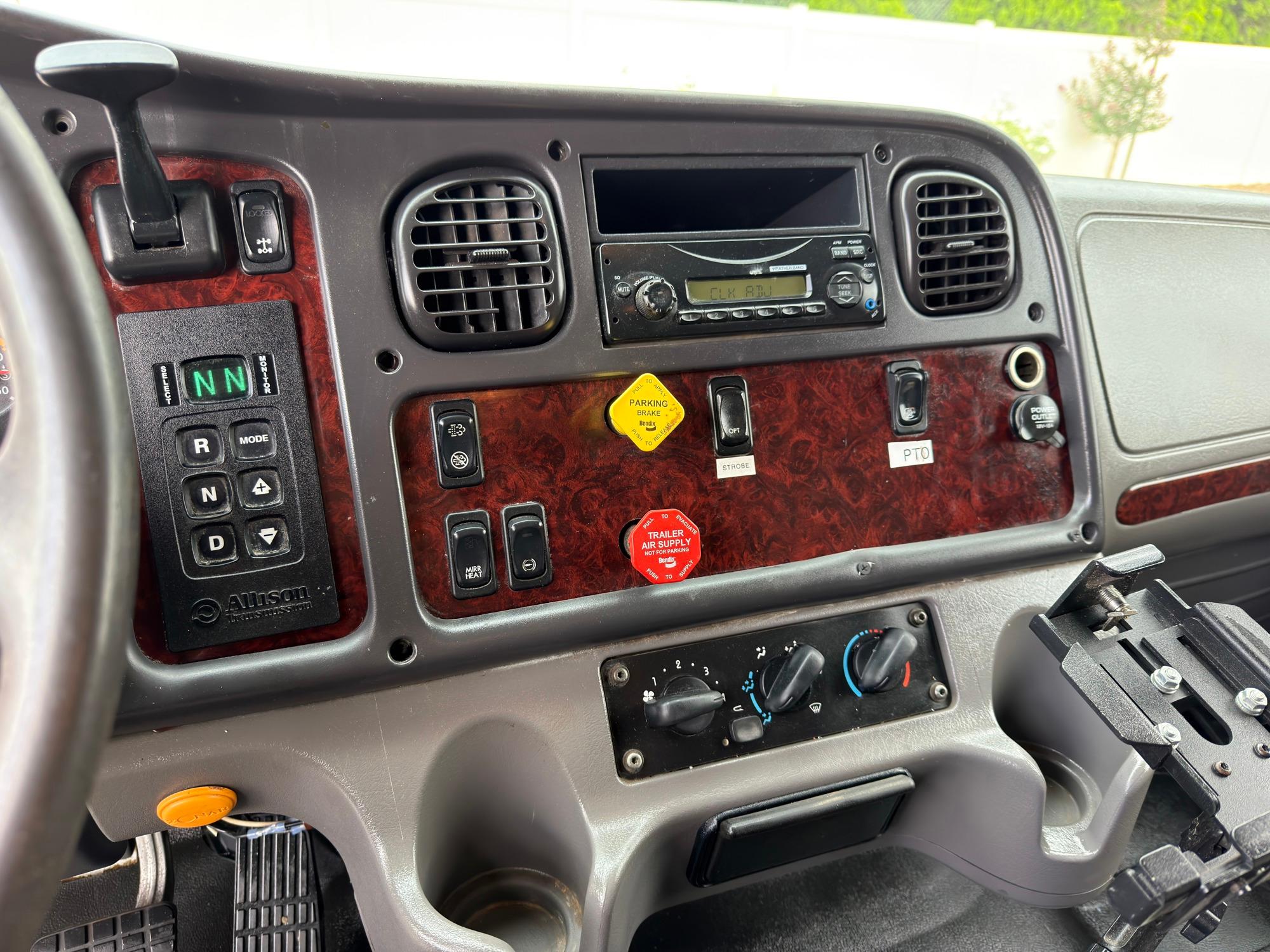 2015 Freightliner M2 Dump Truck - image 18