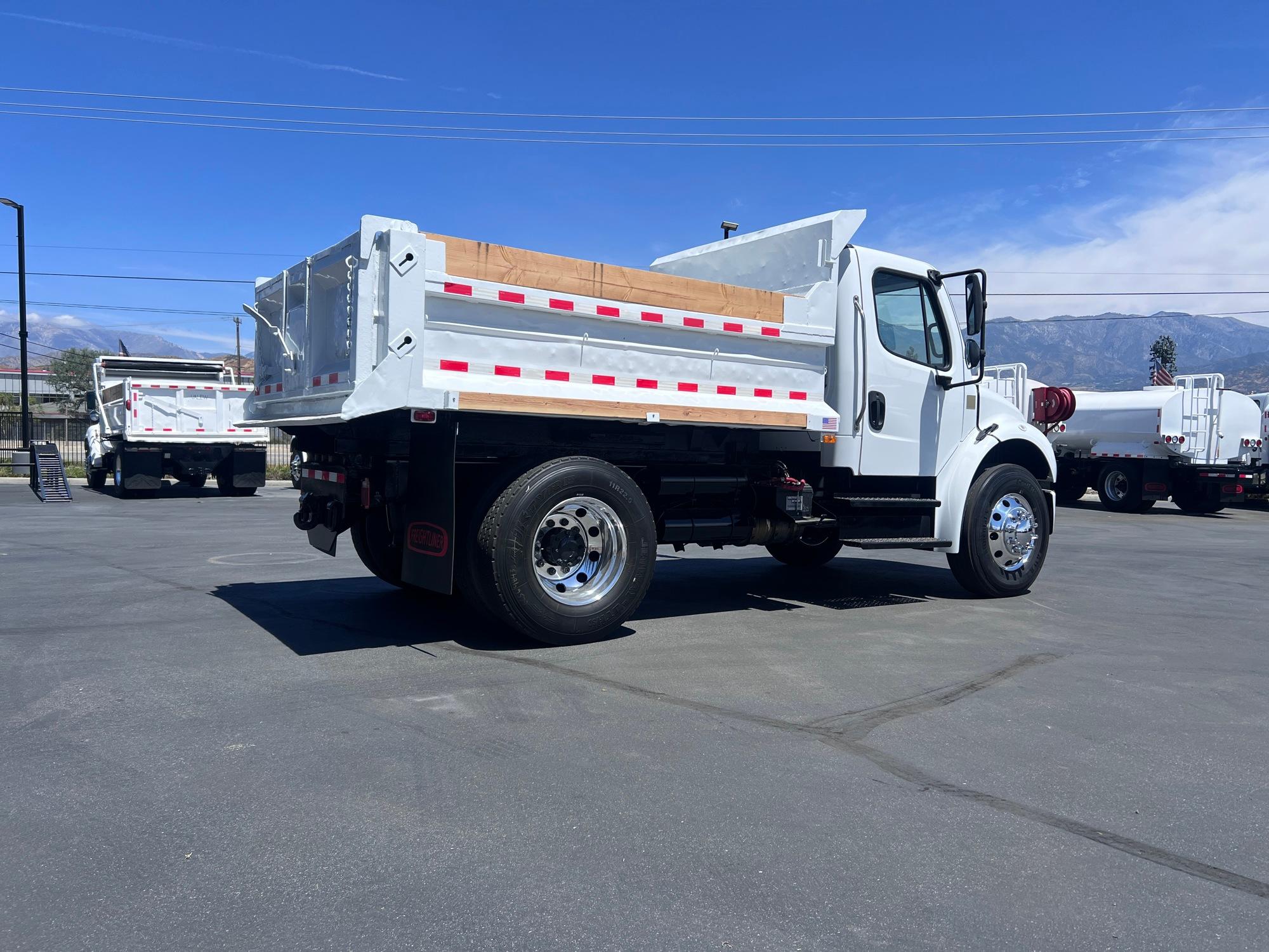 2018 Freightliner M2 Dump Truck - image 5