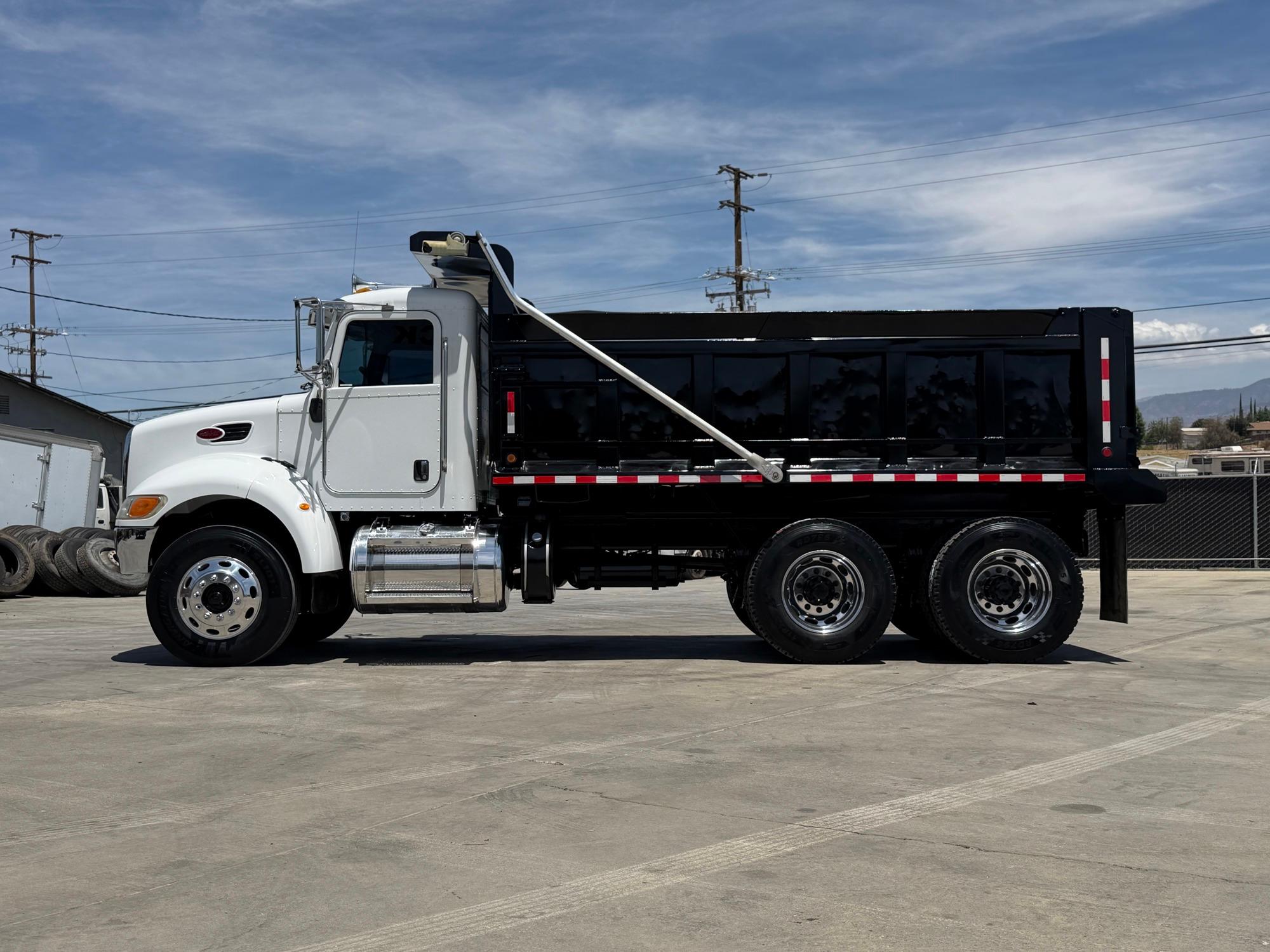 2012 Peterbilt 348 Dump Truck - image 19