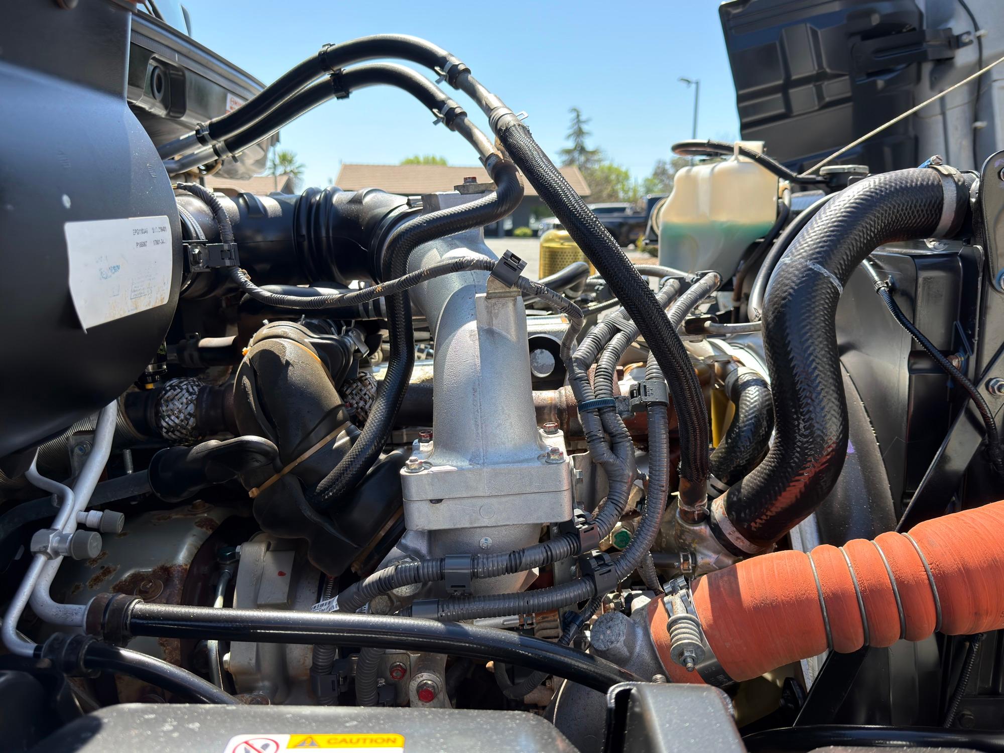 2019 Tanker - image 9