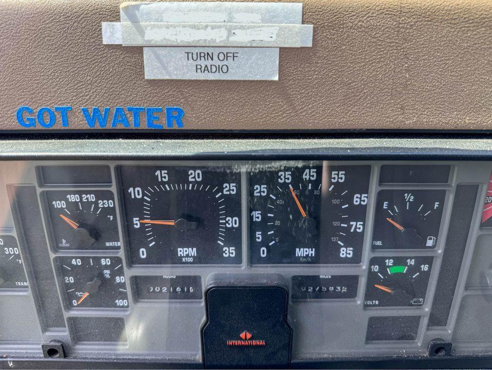 1994 S&S 1800 Gallon Tanker  - image 13