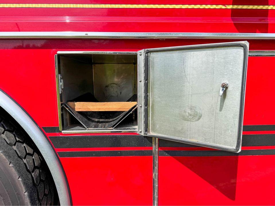1994 S&S 1800 Gallon Tanker  - image 15