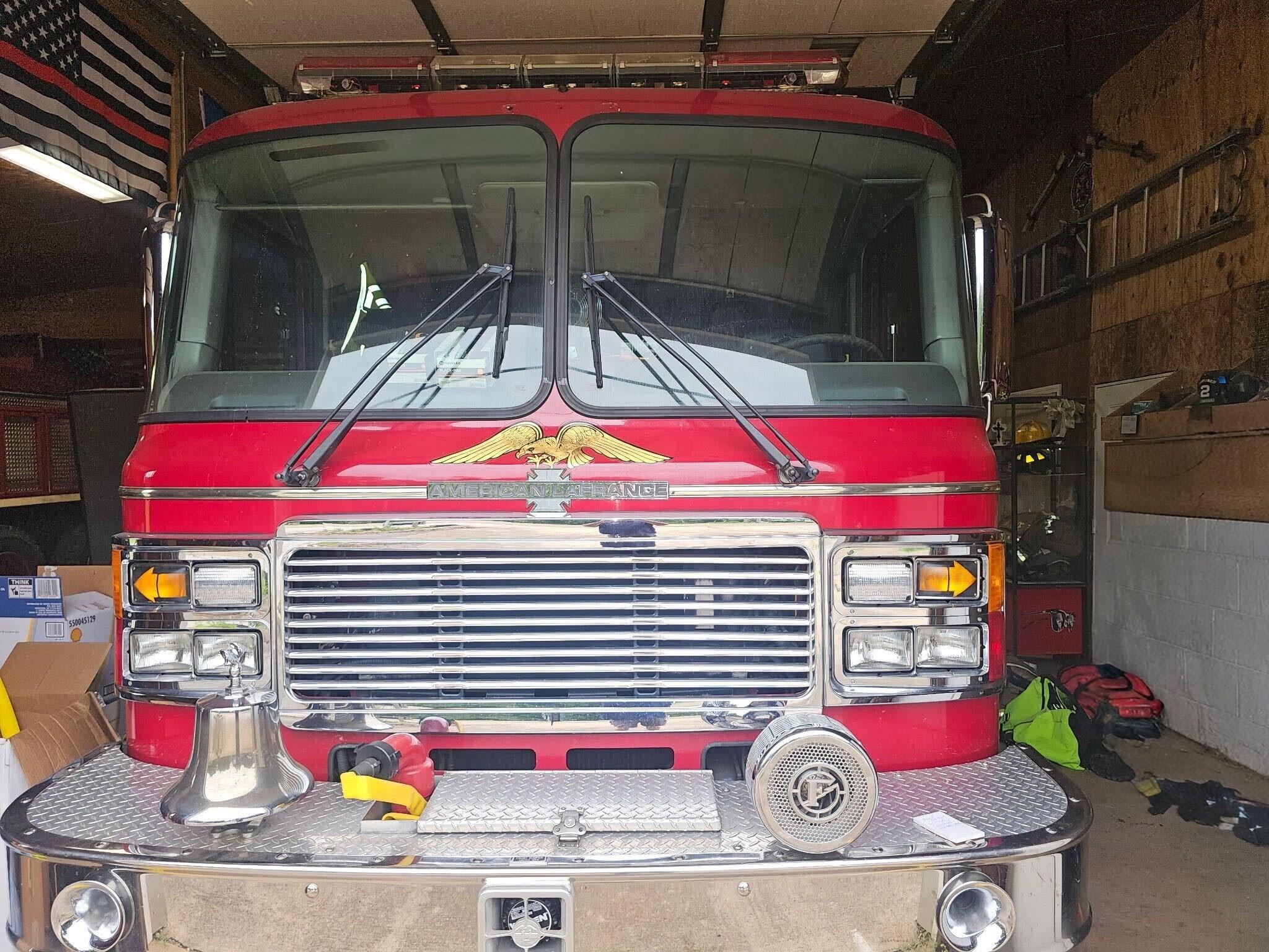 1998 Saulsbury American LaFrance Pumper - image 2