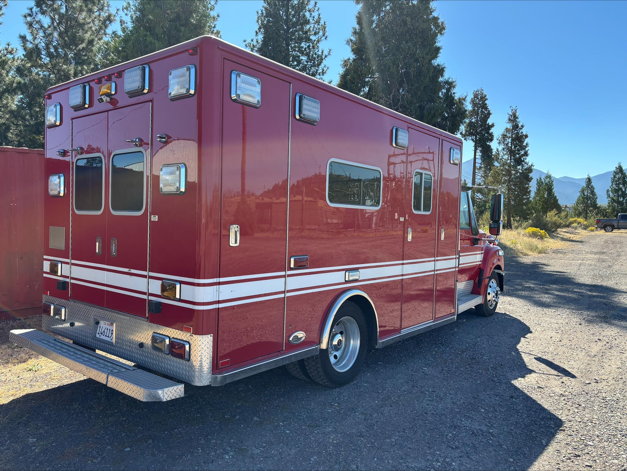 2013 International Terrastar Type I Ambulance - image 9