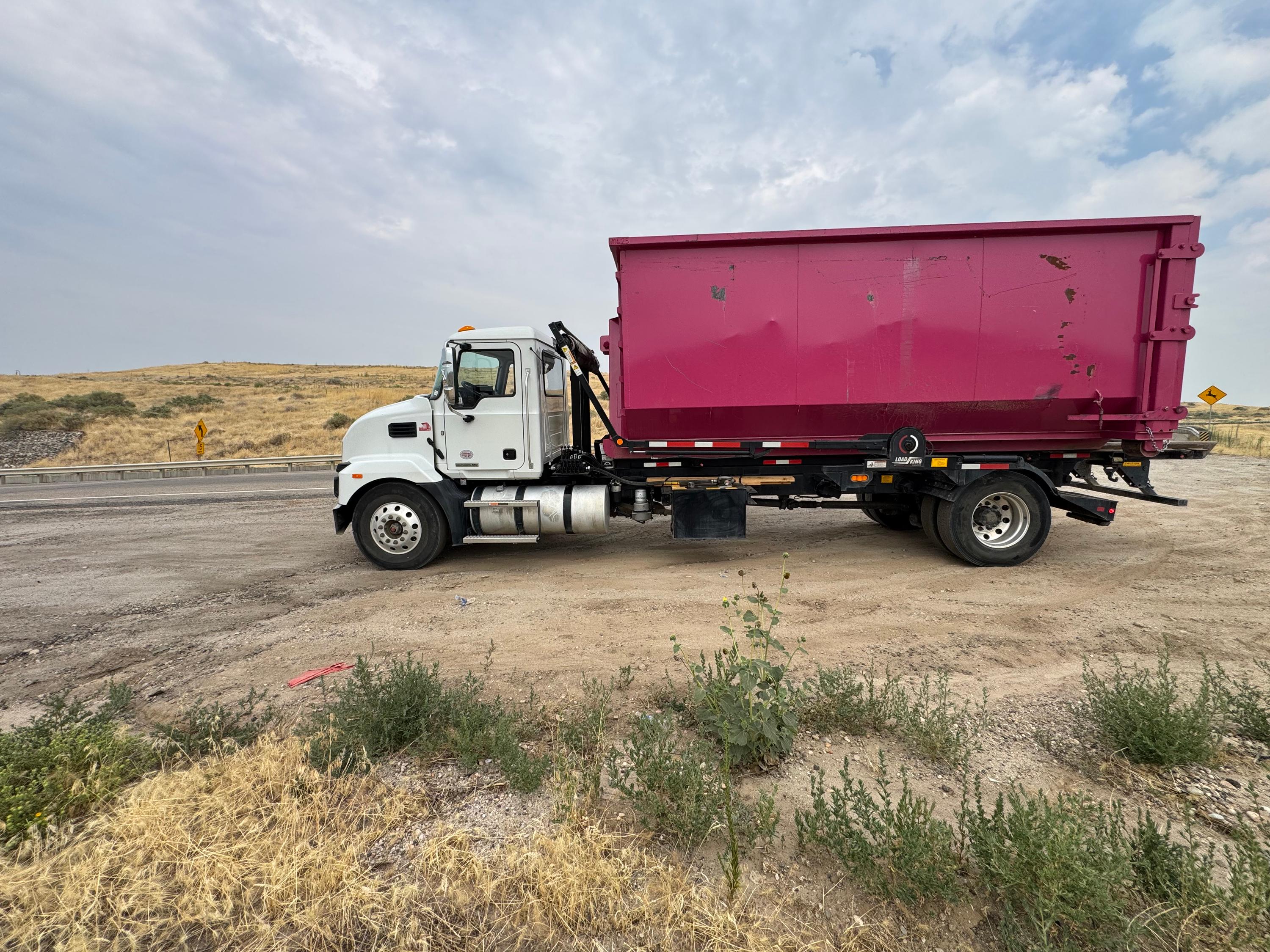 2025 Mack American Roll-Off - image 6