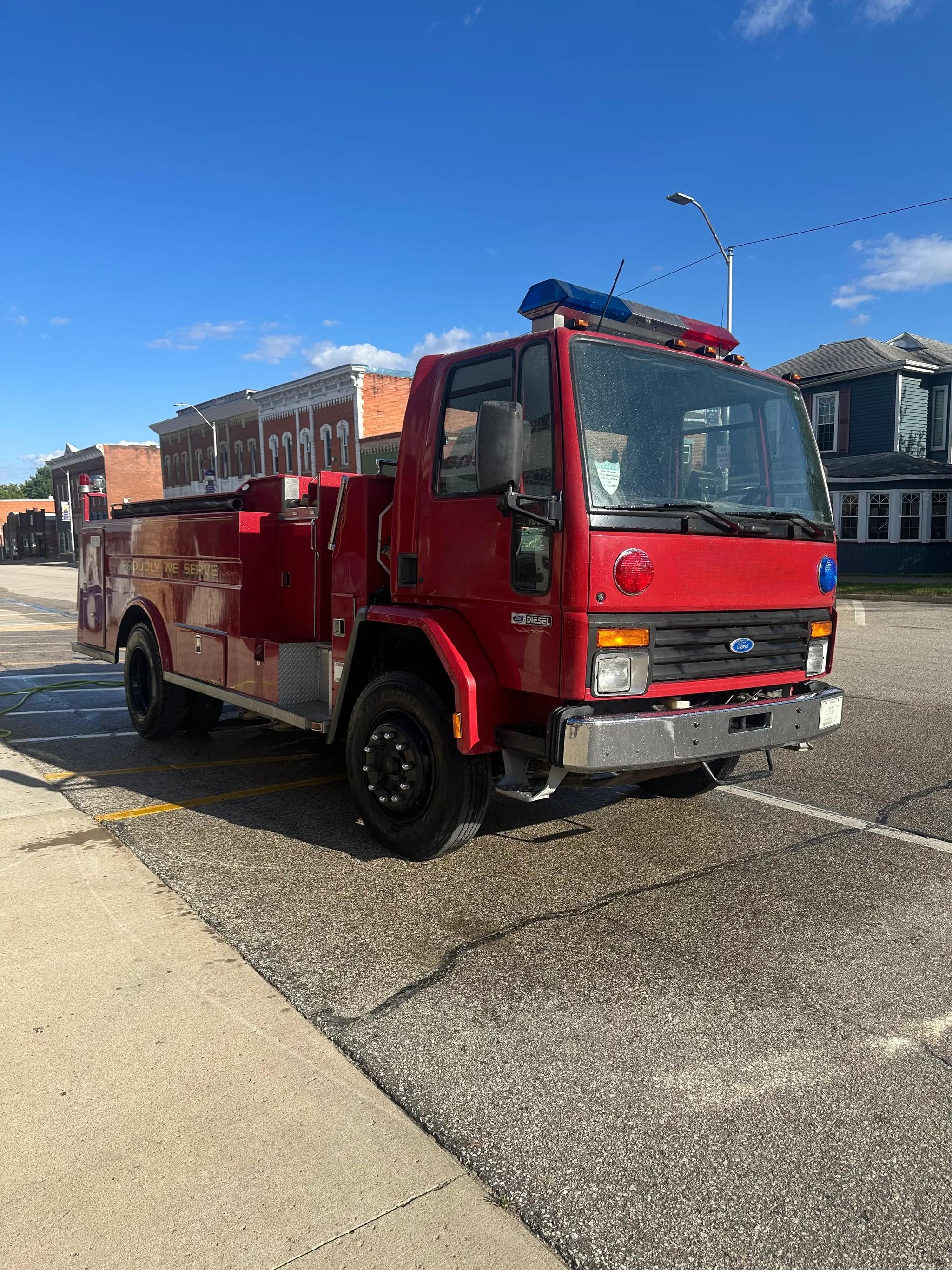 1986 Ford Brasil Pumper 350/1500 - image 1