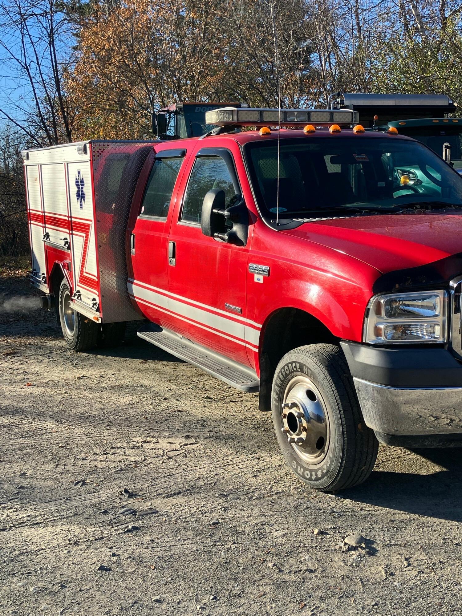 2005 Ford F-450 Light Rescue - image 1
