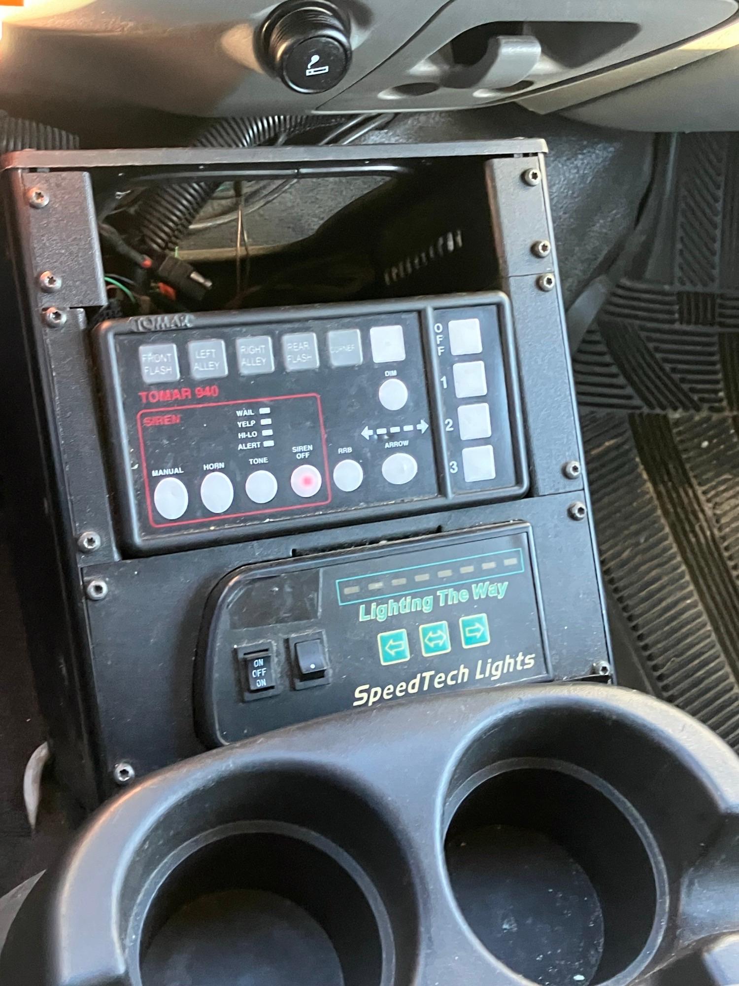 2005 Ford F-450 Light Rescue - image 5
