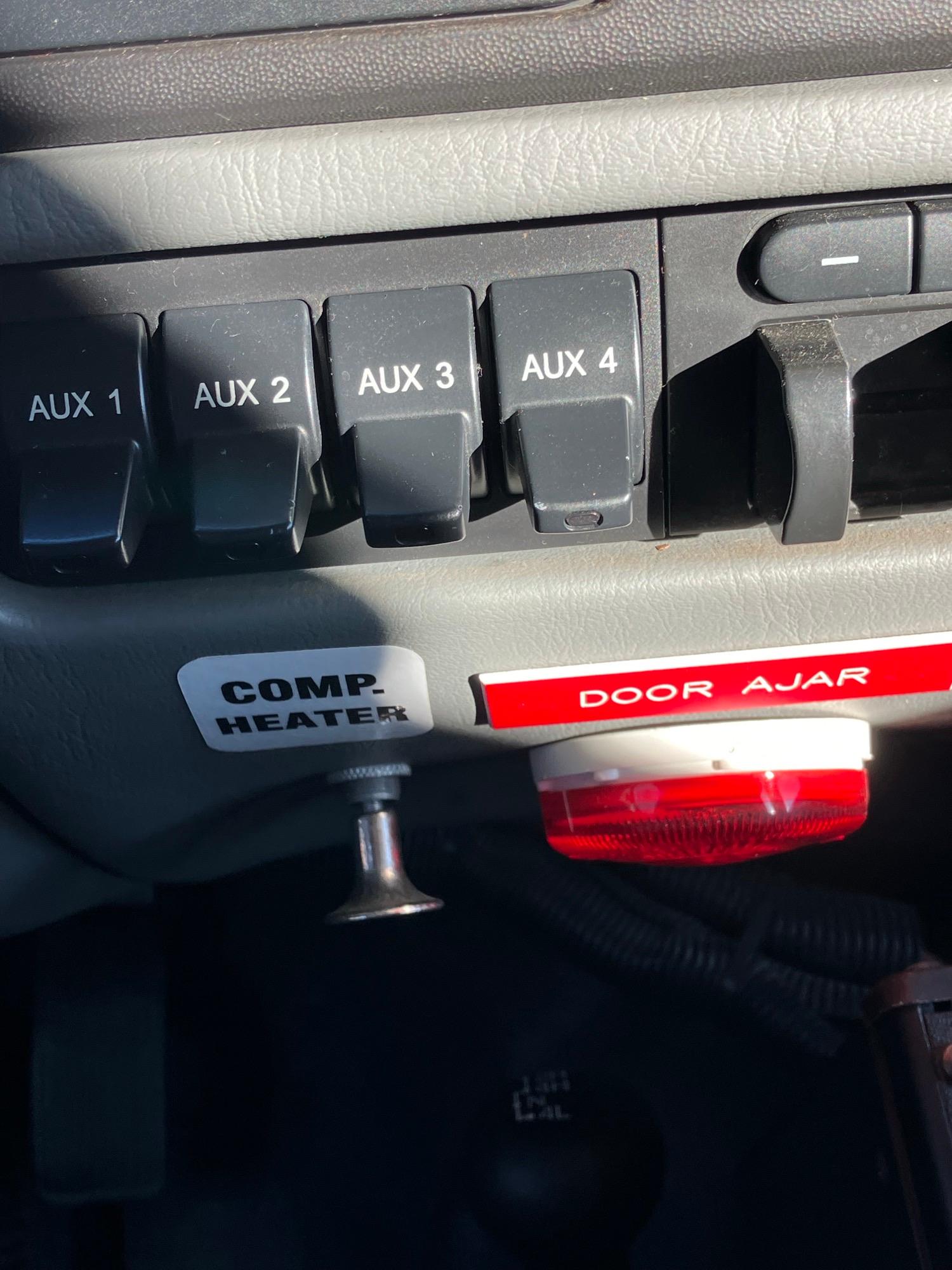 2005 Ford F-450 Light Rescue - image 6