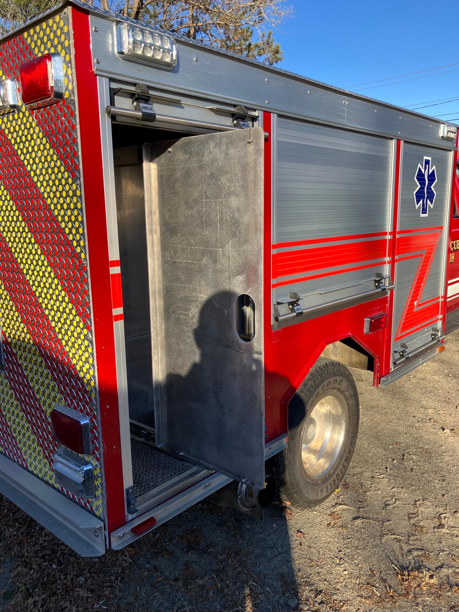 2005 Ford F-450 Light Rescue - image 14