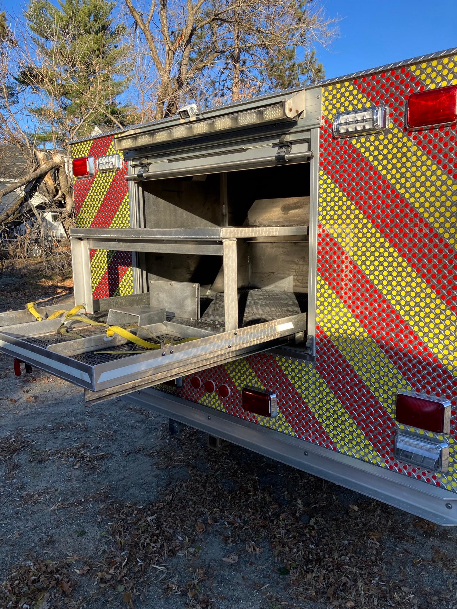 2005 Ford F-450 Light Rescue - image 15