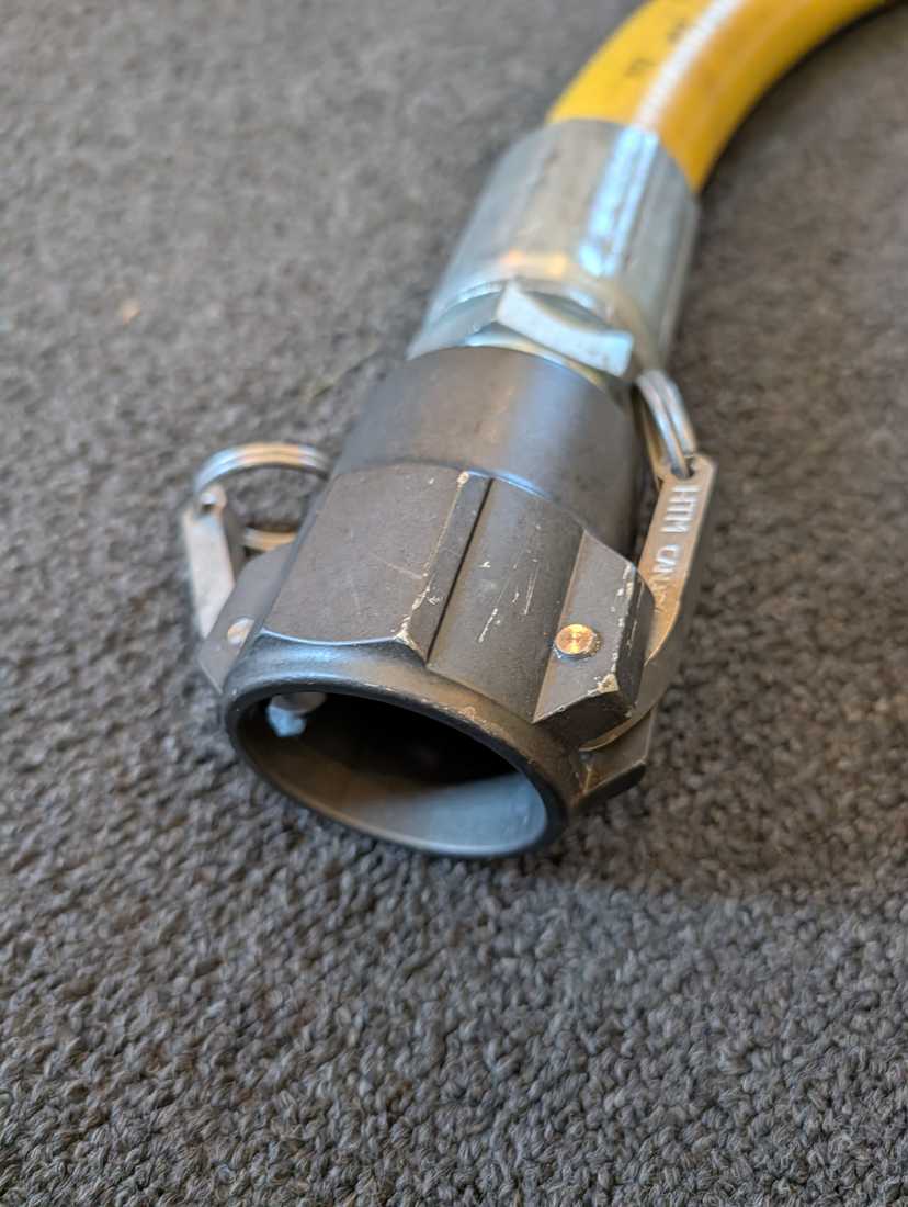 1.5" x 3' rigid hose with HTM camlocks — photo 3