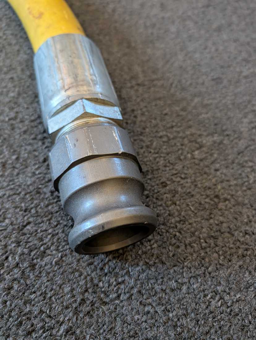 1.5" x 3' rigid hose with HTM camlocks — photo 4