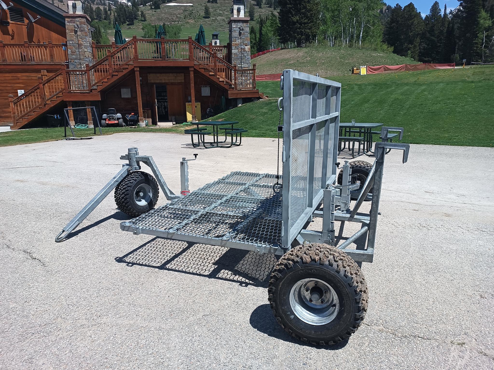Alpine Hauler demo unit with bolt on Deck and Headache rack - image 1