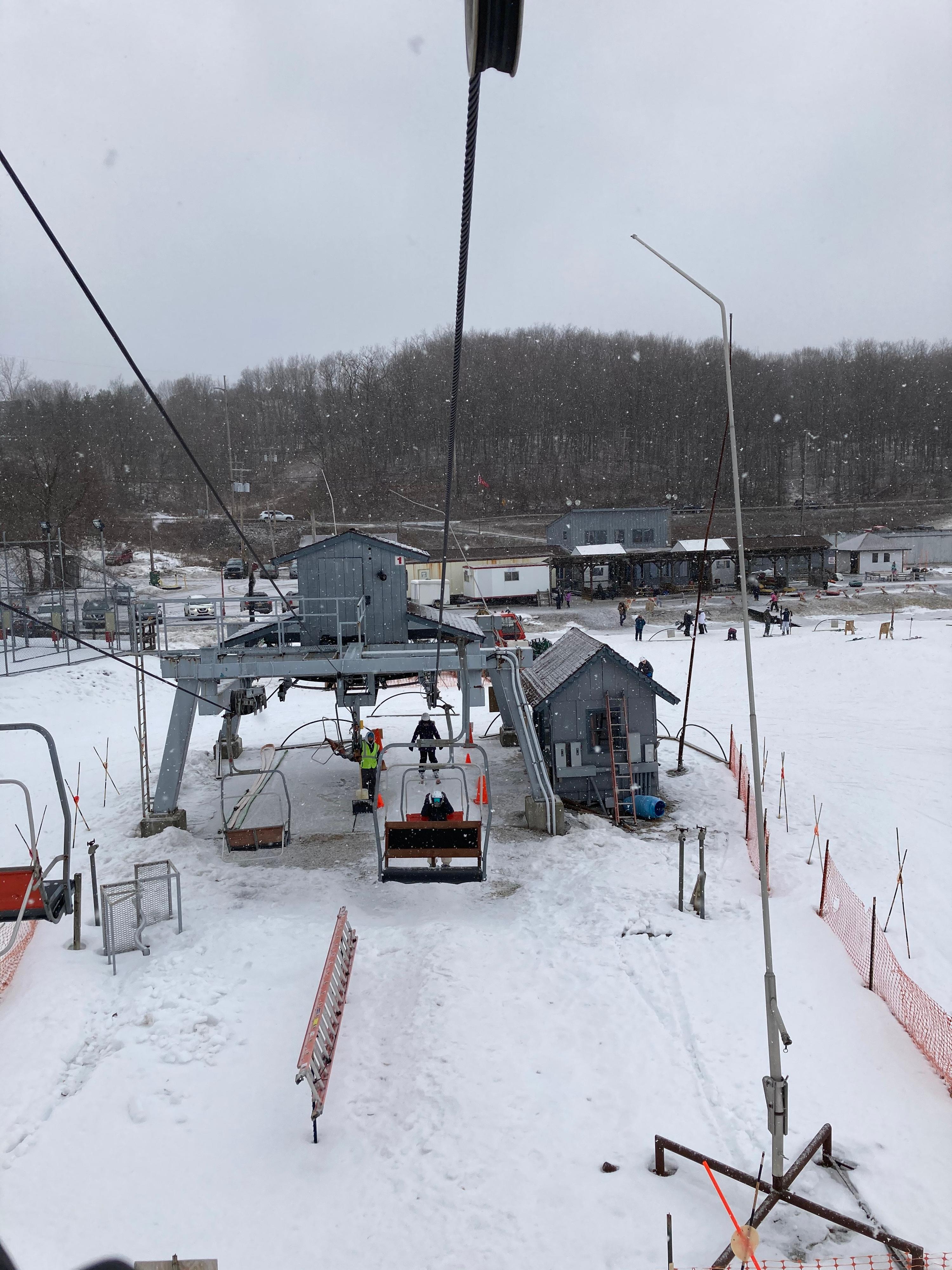 Borvig double chairlift - image 3