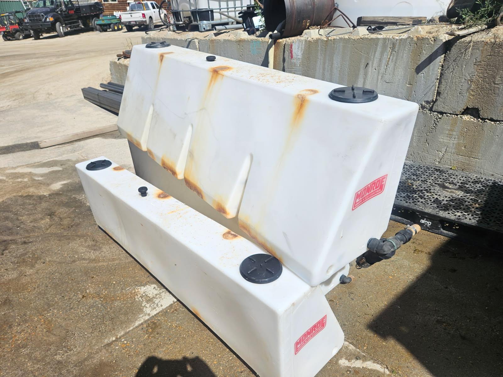 Four 100 gallon plastic saddle tanks - - image 5