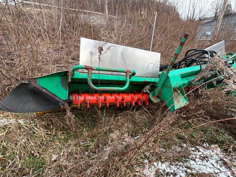LMC 3700CF Beartrac – — photo 7